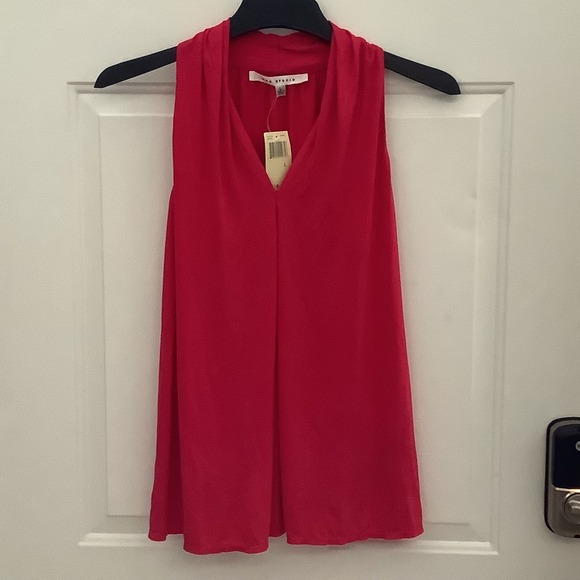 Max Studio Tops - Max Studio Sleeveless V Neck Blouse Tank Top Azalea Size Large NWT‎